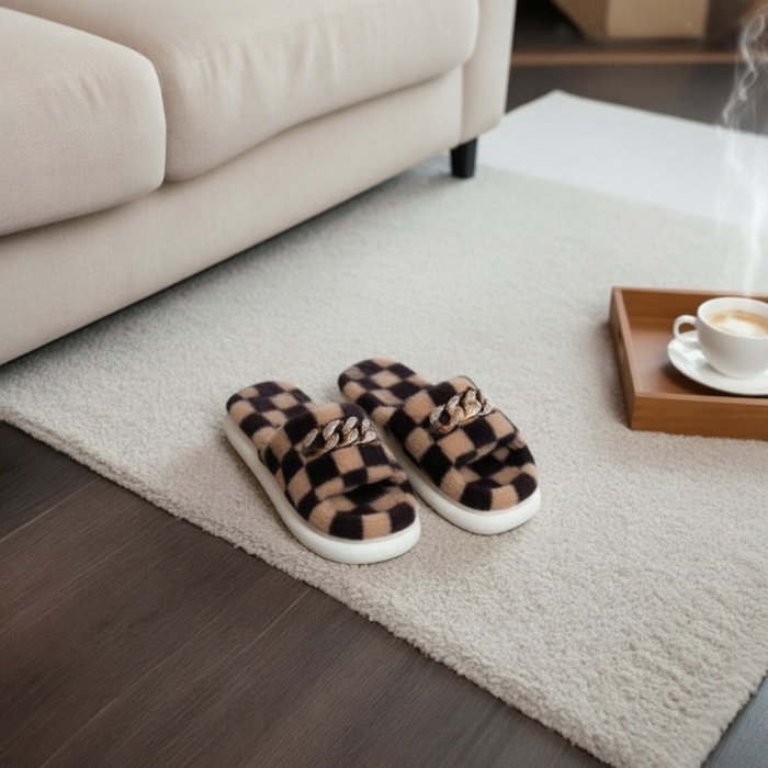 Papuci de casa pufosi, model in carouri H15maro [7]