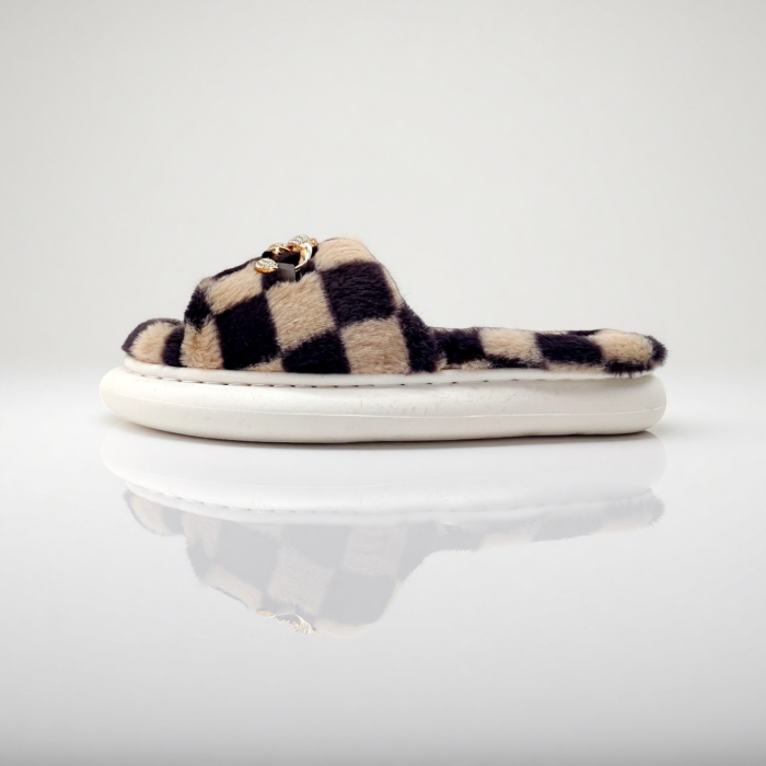 Papuci de casa pufosi, model in carouri H15maro [2]