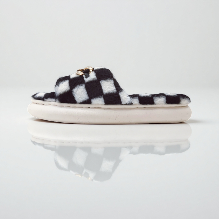 Papuci de casa pufosi, model in carouri H15negru [3]