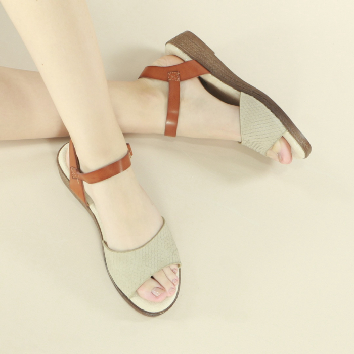 Sandale cu platforma LX53bej [3]