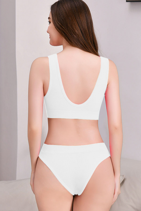 Set 2 piese lenjerie intima, bustiera push-up si chiloti brazilieni XBX-8879alb [2]