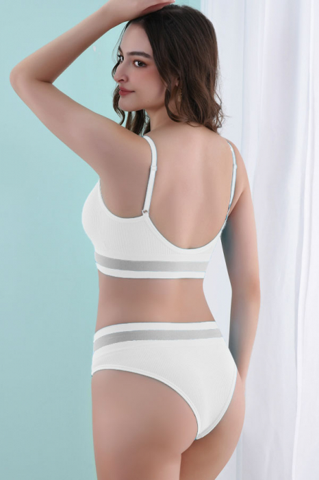 Set 2 piese lenjerie intima, bustiera push-up si chiloti brazilieni XBX-8880alb [2]
