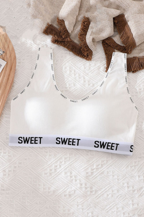 Set 2 piese lenjerie intima, bustiera push-up si chiloti tanga XBX-8863alb [3]