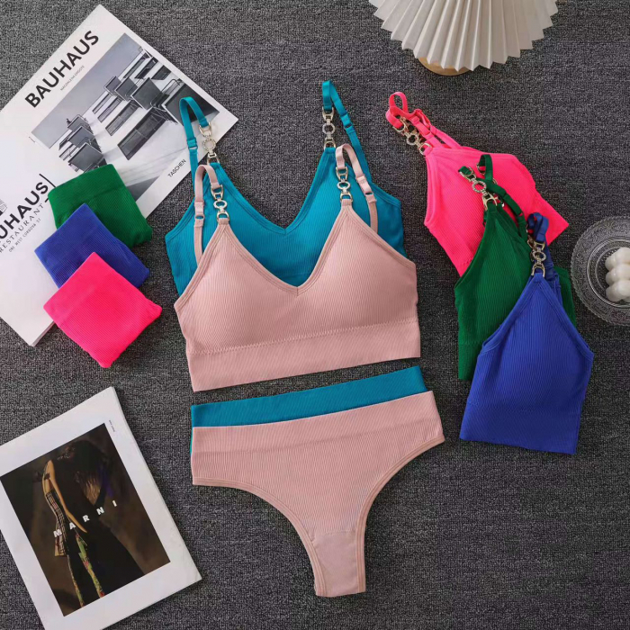 Set 2 piese lenjerie intima, bustiera push-up si chiloti tanga XXP-V06 [2]