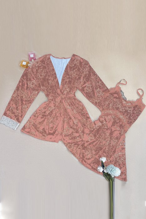 Set pijama 2 piese cu aspect catifelat si insertii dantela, halat si camasa de noapte TY-SR017roz [2]