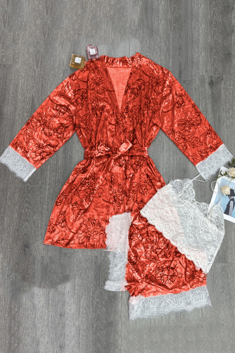 Set pijama 3 piese cu aspect catifelat si insertii dantela, halat, top si pantaloni scurti TY-SR021maro [2]
