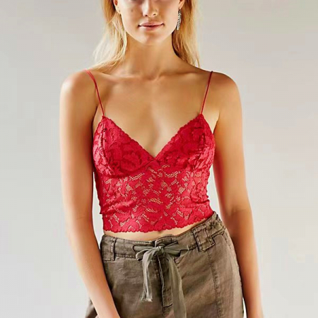 Tricouri și Maiouri - Crop top din dantela CS3021rosu