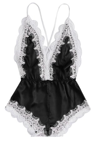 Pijamale - Camasa de noapte tip salopeta cu insertii dantela YMR-2046negru