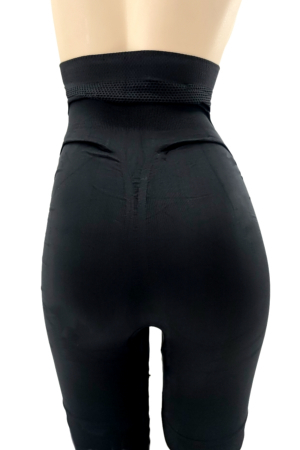 Colanți - Colanti scurti modelatori cu efect push-up 1149negru