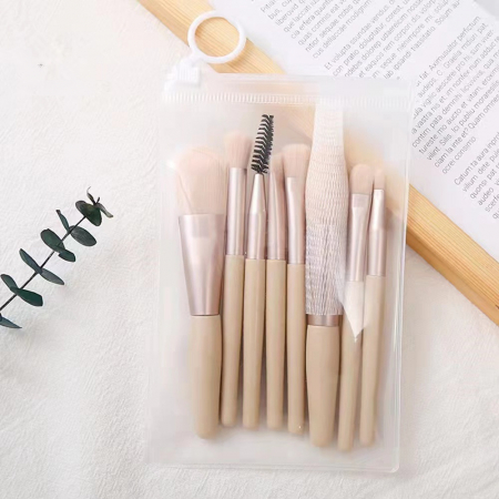 Cosmetice - Mini set portabil cu 8 pensule machiaj si husa depozitare MP-801bej