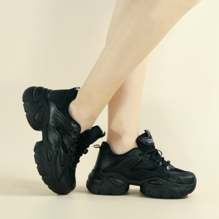 Pantofi sport de damă - Pantofi sport W33-2negru