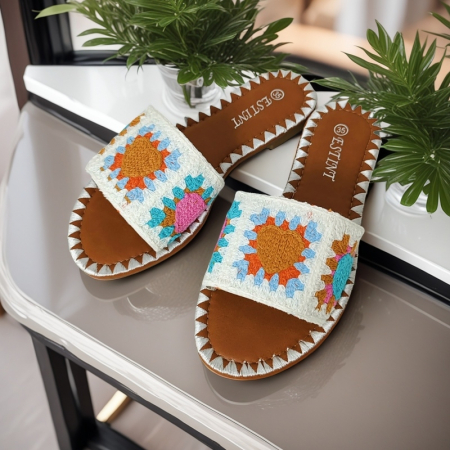 Papuci - Papuci cu model crosetat 1133alb
