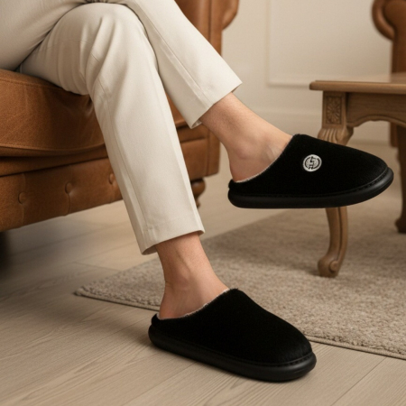 Papuci de casă - Papuci de casa pufosi D367negru