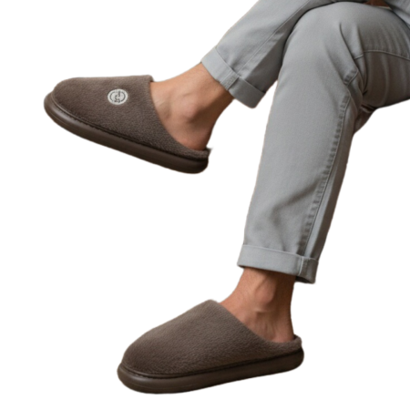 Papuci de casă - Papuci de casa pufosi D367maro