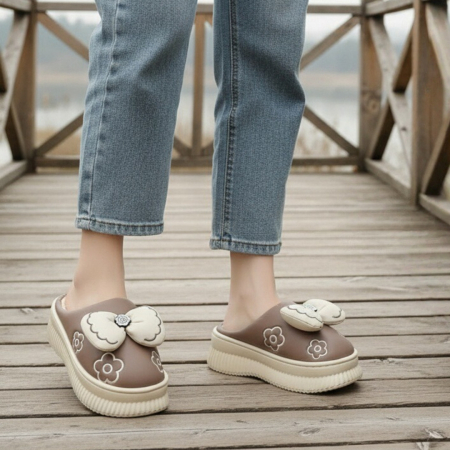 Papuci de casă - Papuci de casa pufosi L736maro