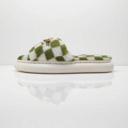 Papuci de casă - Papuci de casa pufosi, model in carouri H15verde
