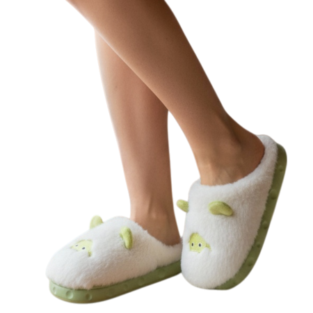 Papuci de casă - Papuci de casa pufosi si haiosi L635alb