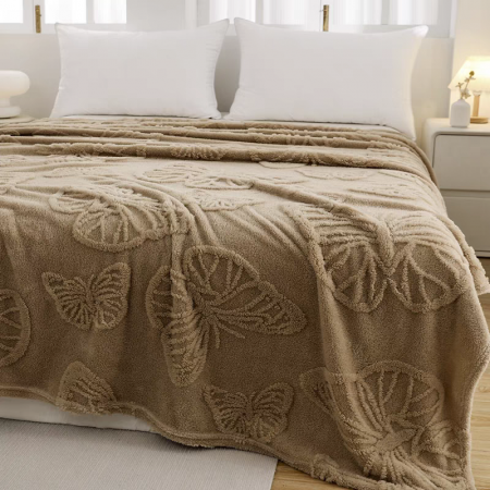 Pături - Patura cocolino pentru pat dublu cu fluturi gofrati 61246-4