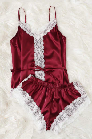 Pijamale - Set pijama doua piese cu insertii dantela, maiou si pantaloni scurti S-21visiniu