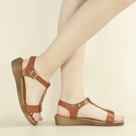 Sandale - Sandale cu platforma LX55maro