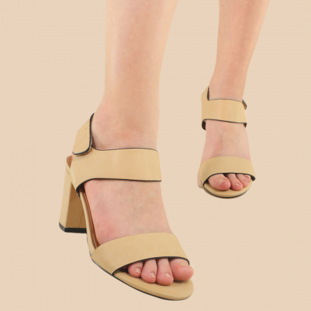 Sandale - Sandale cu toc Z04bej