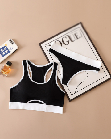 Seturi și Compleuri - Set 2 piese lenjerie intima, bustiera push-up si chiloti tanga XXP-8825