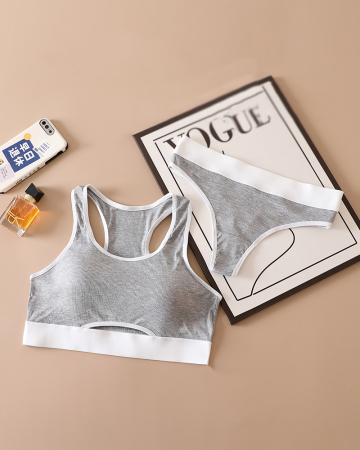 Set 2 piese lenjerie intima, bustiera push-up si chiloti tanga XXP-8825 [7]