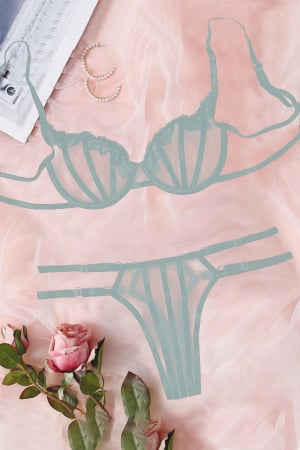 Lenjerie erotică - Set lenjerie senzuala, sutien cu insertii dantela si chiloti tanga TY-LX77verde