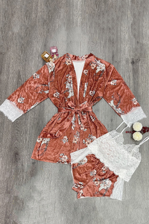 Pijamale - Set pijama 3 piese cu aspect catifelat si insertii dantela, halat, top si pantaloni scurti TY-SR020roz