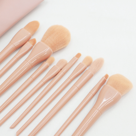 Cosmetice - Set portabil cu 10 pensule machiaj si gentuta depozitare SL-5046roz