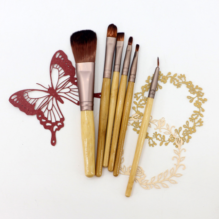Cosmetice - Set portabil cu 6 pensule machiaj MP-601