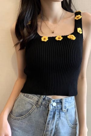 Îmbrăcăminte damă - Top din tricot cu aplicatii flori 3D XPX-7193negru