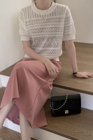 Tricouri și Maiouri - Top din tricot XPX-8793alb