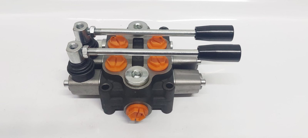 Distribuitor hidraulic cu 2 manete fara flotant 80L/min. [4]