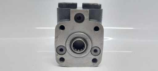 DISTRIBUITOR HIDRAULIC DIRECTIE U445 CU SUPAPA [3]