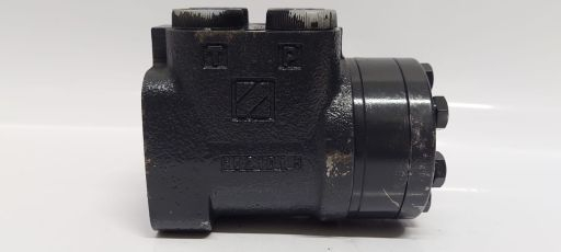 DISTRIBUITOR HIDRAULIC DIRECTIE U445 CU SUPAPA [5]