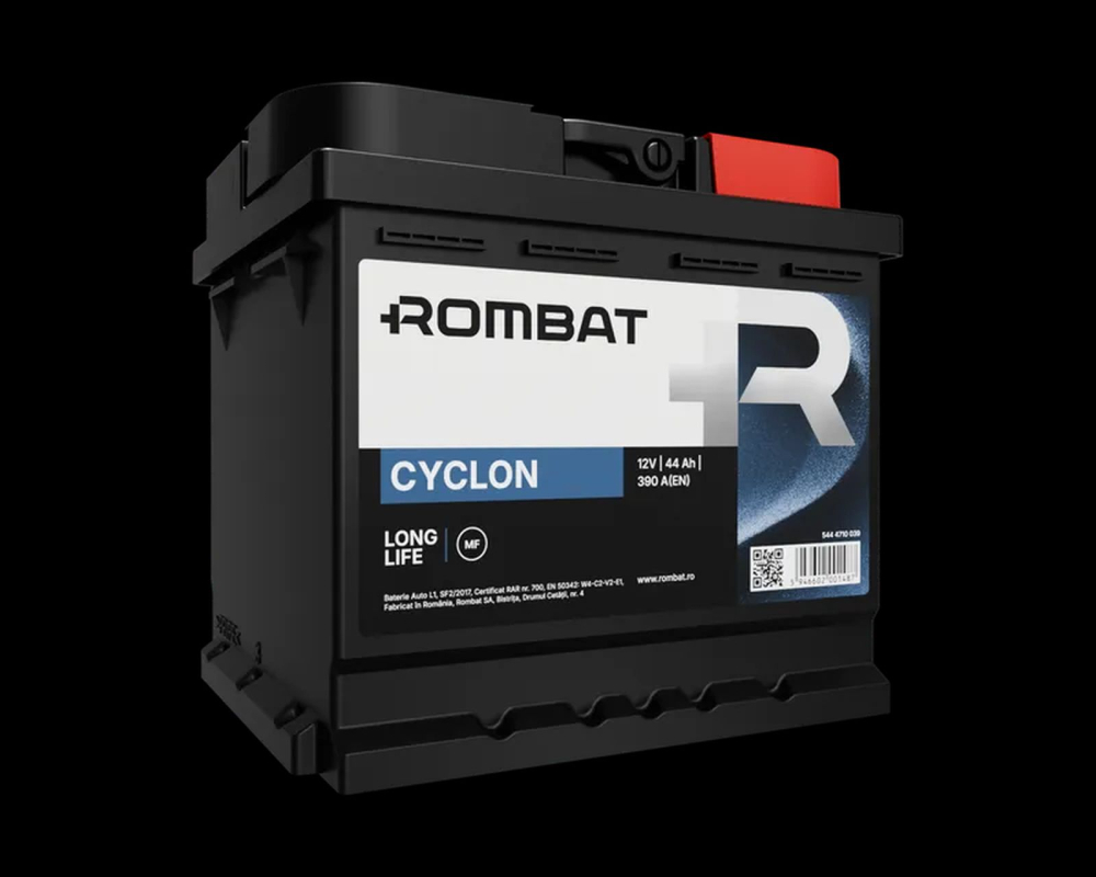 ROMBAT Cyclon 44Ah 390A [2]
