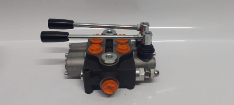 Distribuitor hidraulic cu 2 manete fara flotant 80L/min. [6]