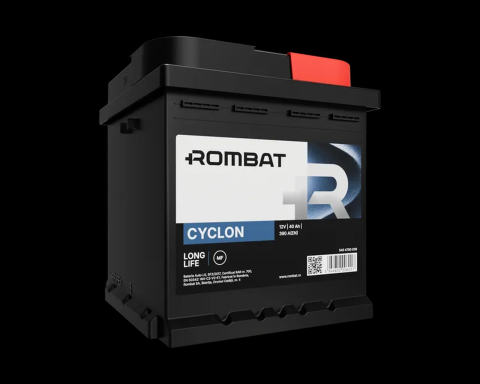 ROMBAT Cyclon 40Ah 390A [1]