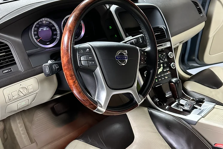 Detailing Interior Premium