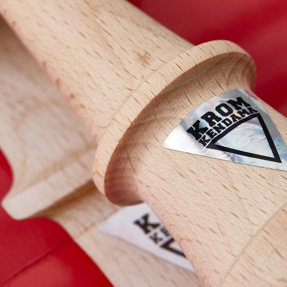 Kendama Tip KROM Pop Chrome Pop LOL  Clear, Rosu [7]