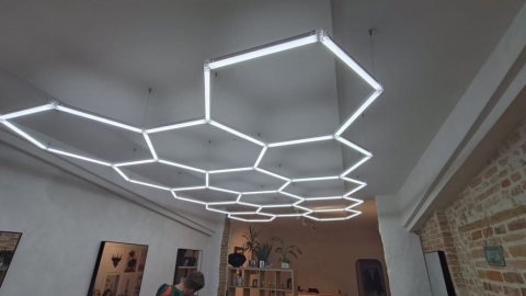 Aplica LED Hexagon HoneyComb, 14 Hexagoane, garaj atelier barbershop 3389x2444 [1]