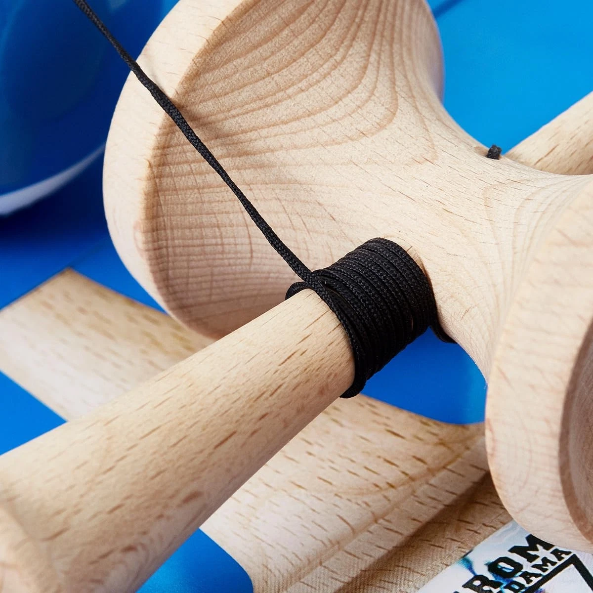 Kendama Tip KROM POP LOL Clear - Albastru Închis [4]