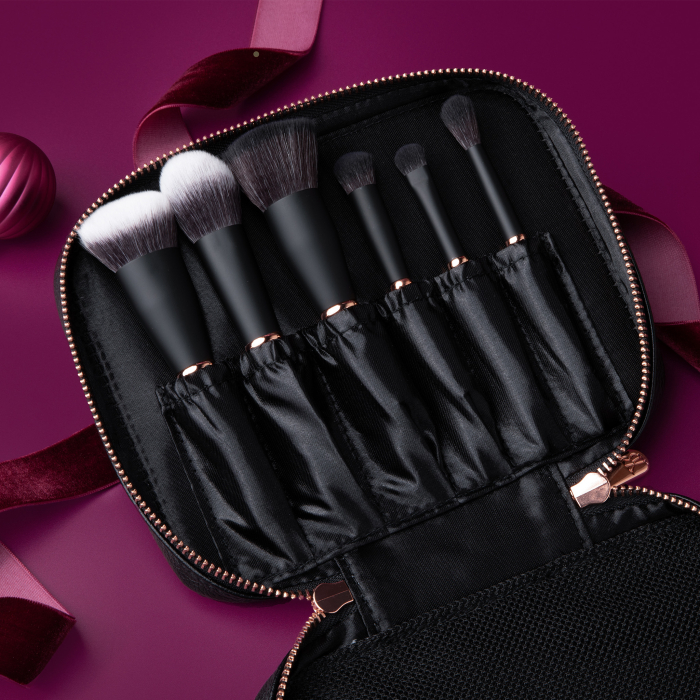 Tis the Season to Travel,  Set pensule travel-size pentru machiaj profesional [2]