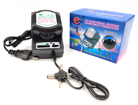 ELECTRONICE & GADGETURI - ALIMENTATOR UNIVERSAL  3V PANA LA 12V