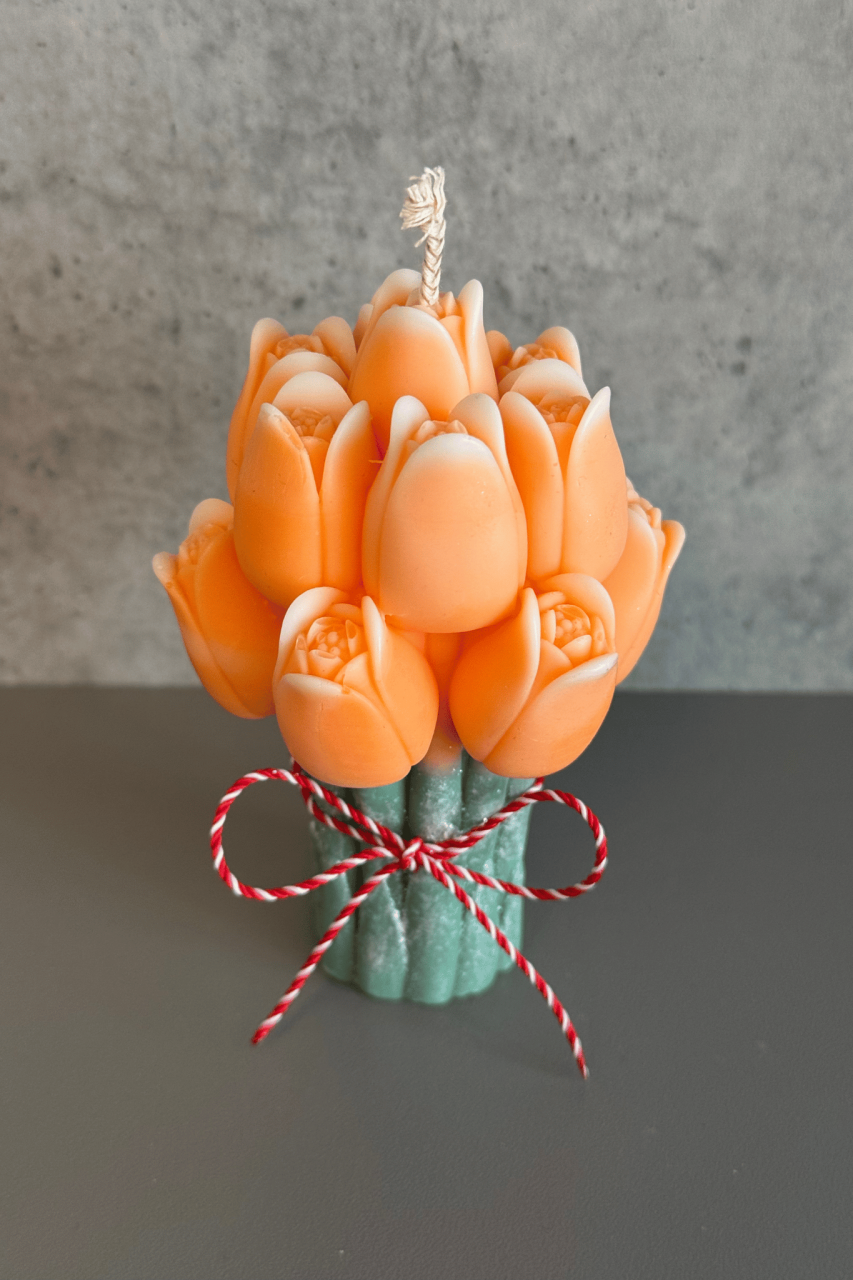 Lumanare martisor Buchet de lalele portocalii [2]