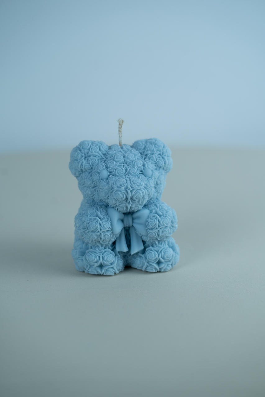 Lumanare Ursulet cu papion albastra [2]