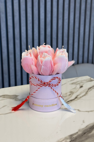 Lumanari Martie - Aranjament Mini – 7 Lalele Roz