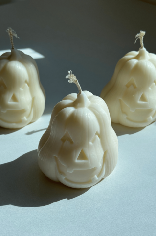 Lumanari Halloween - Lumanare Pumpkin Spice alba