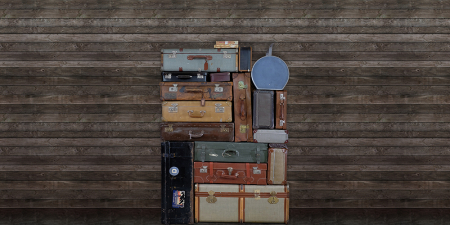 Tapet STACKED SUITCASES, PILE [1]